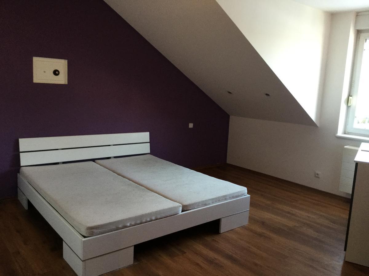 Villa Justyna à Pardubice Extérieur photo