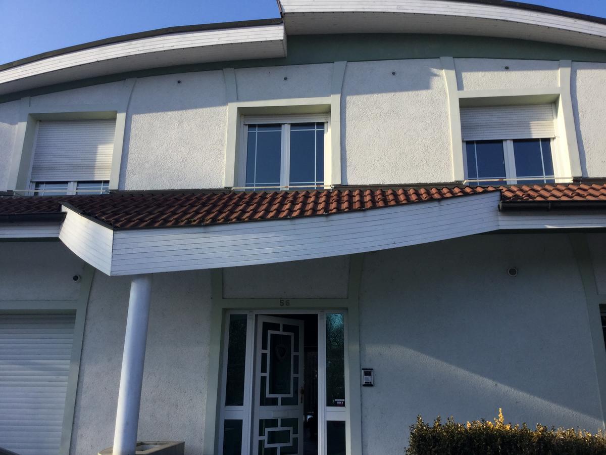 Villa Justyna à Pardubice Extérieur photo