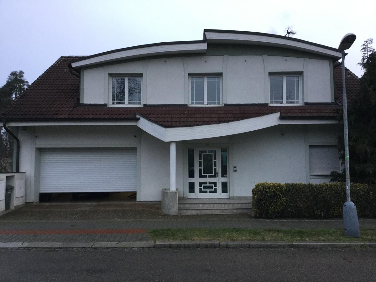 Villa Justyna à Pardubice Extérieur photo