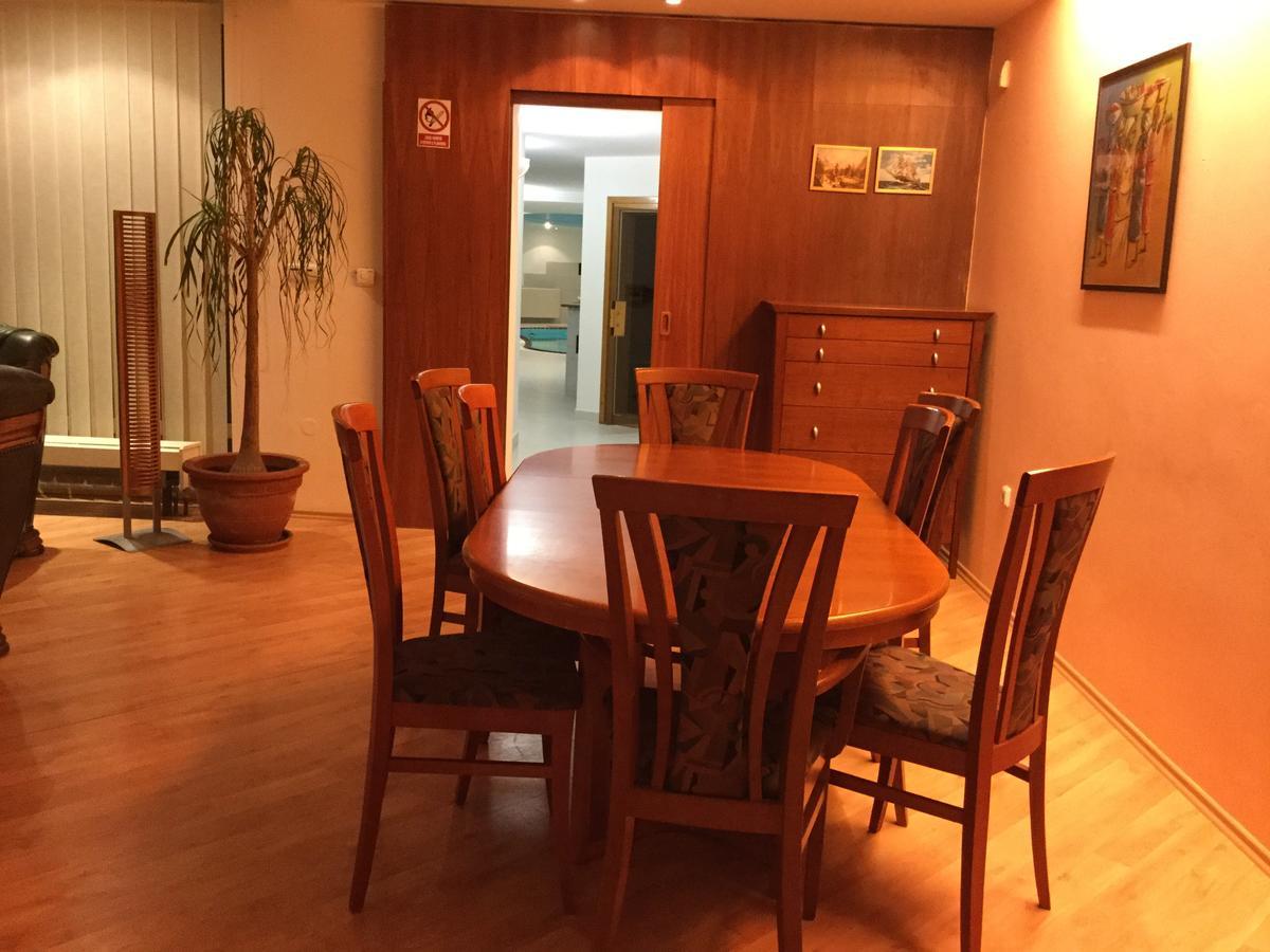 Villa Justyna à Pardubice Extérieur photo